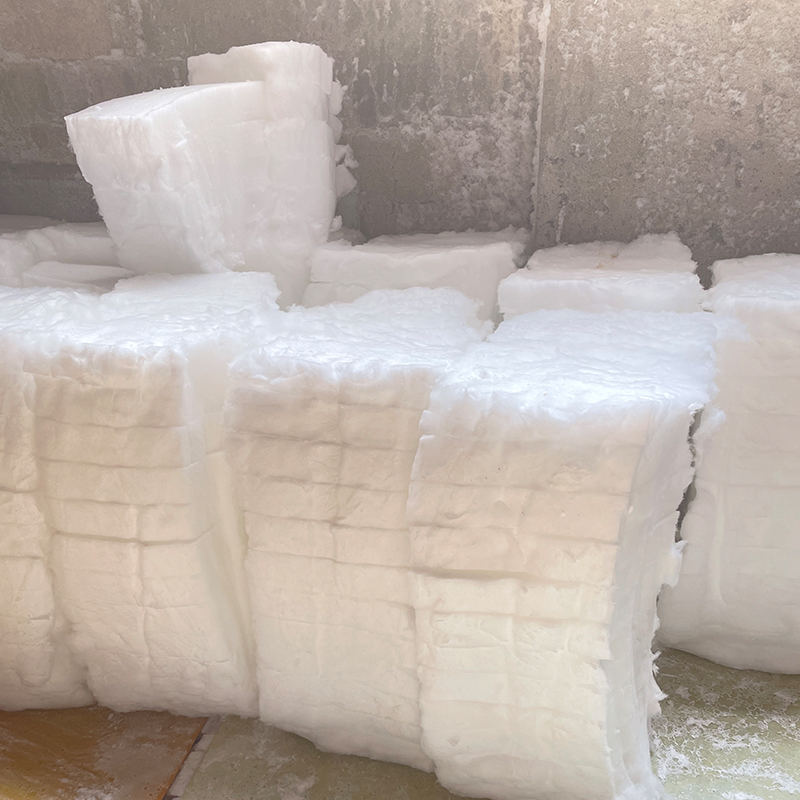 Blok z polykryštalického mullitového vlákna